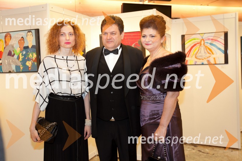 Hermina Kovačič, novinarka, ambasadorka Diners Club Style; Vlado Štimac; Milena Eber Štimac, krznarstvo EberVeliki dobrodelni Lions ples 2013