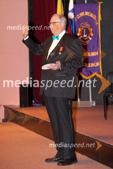 Wayne A. Madden, predsednik svetovne Lions organizacijeVeliki dobrodelni Lions ples 2013