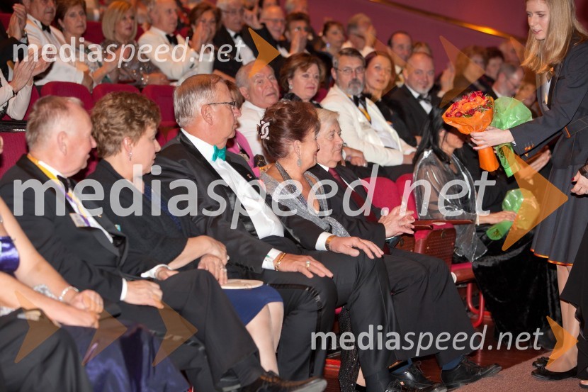 Veliki dobrodelni Lions plesVeliki dobrodelni Lions ples 2013