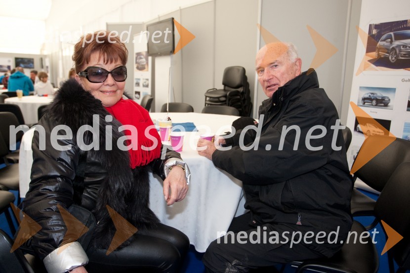 Tjaša Andree Prosenc, nekdanja drsalka, odvetnica; Tone ProsencPlanica 2013, finale v smučarskih poletih, sobota