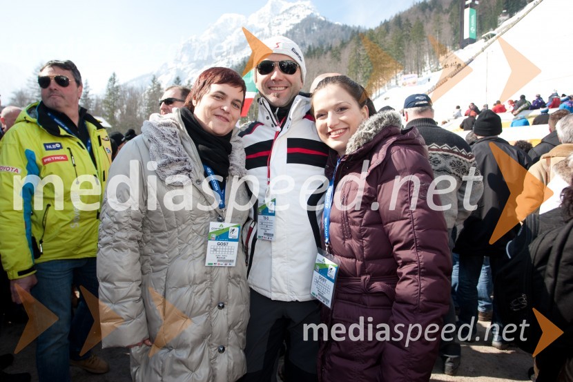 ...; Bogdan Capuder, strokovni sodelavec, Postonjska jama; Martina Baškovič, vinska kraljica Slovenije 2012Planica 2013, finale v smučarskih poletih, sobota