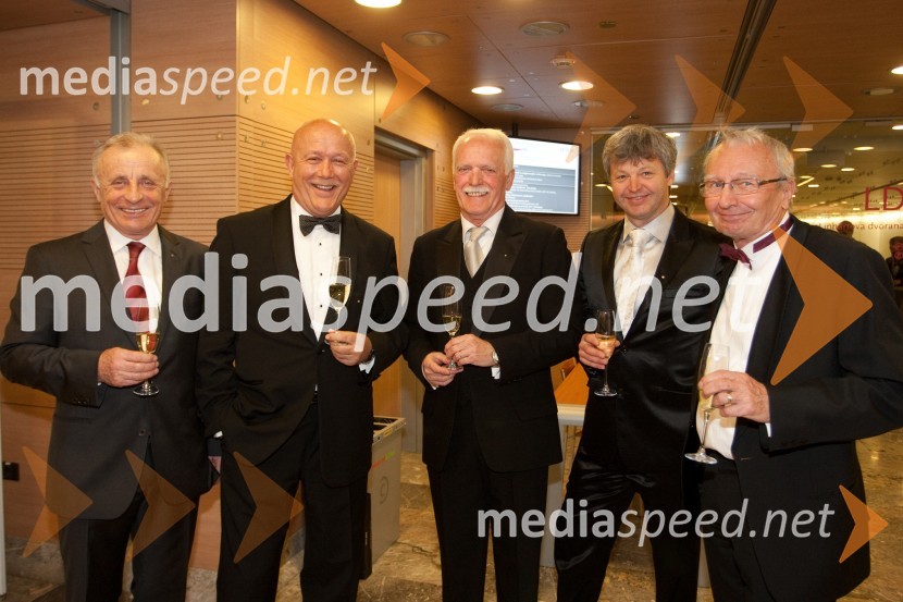 Frane Praprotnik; dr. Andrej Guček, zdravnik; Jure Bricman, Porcelan Catbryur;&nbsp;Peter KamienVeliki dobrodelni Lions ples 2013
