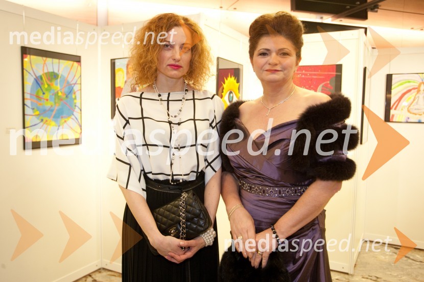 Hermina Kovačič, novinarka, ambasadorka Diners Club Style; Milena Eber Štimac, krznarstvo EberVeliki dobrodelni Lions ples 2013