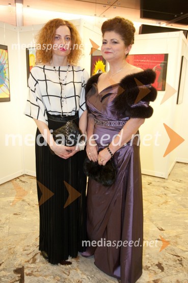 Hermina Kovačič, novinarka, ambasadorka Diners Club Style; Milena Eber Štimac, krznarstvo EberVeliki dobrodelni Lions ples 2013