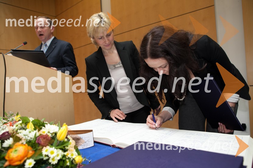 Dr. Heike Marlene Anna Ehmann, Fakulteta za strojništvo UMUniverza v Mariboru, promocija doktorjev znanosti, marec 2013