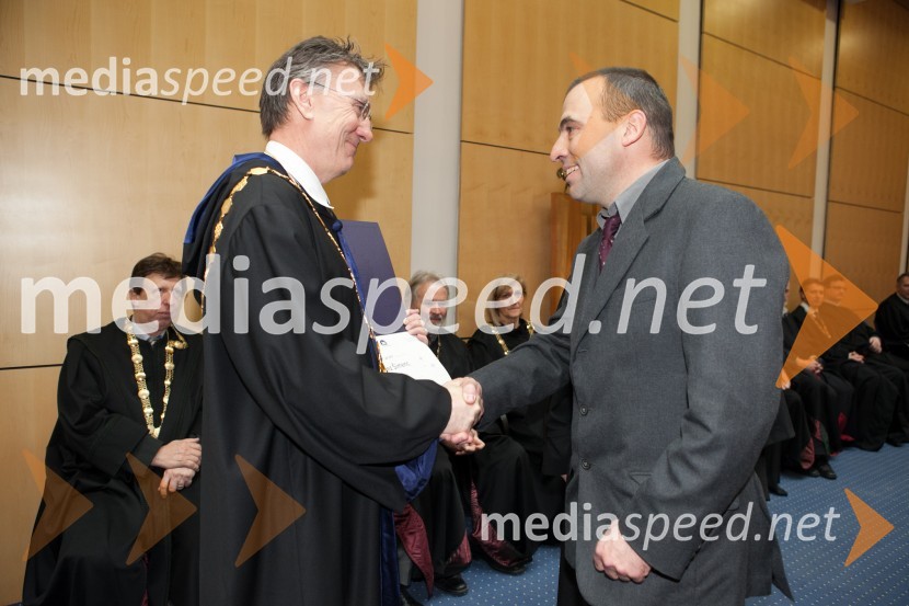 Prof. dr. Danijel Rebolj, rektor Univerze v Mariboru; dr. Janez Šimenc, Medicinska fakulteta UMUniverza v Mariboru, promocija doktorjev znanosti, marec 2013