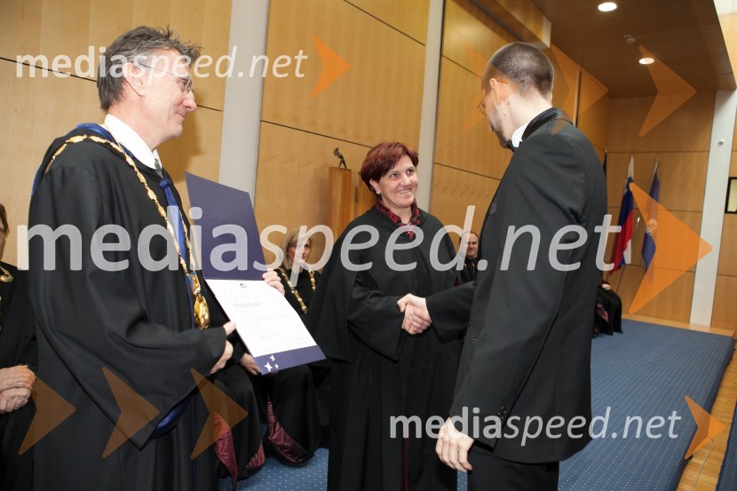 Prof. dr. Danijel Rebolj, rektor Univerze v Mariboru; ...; dr. Andraž Stožer, Medicinska fakulteta UMUniverza v Mariboru, promocija doktorjev znanosti, marec 2013