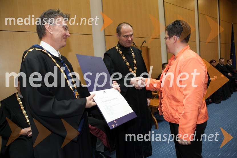 Prof. dr. Danijel Rebolj, rektor Univerze v Mariboru; prof. dr. Mario Lešnik, dekan Fakultete za kmetijstvo in biosistemske vede UM; dr. Anastazija Gselman, Fakulteta za kmetijstvo in biosistemske vede UMUniverza v Mariboru, promocija doktorjev znanosti, marec 2013