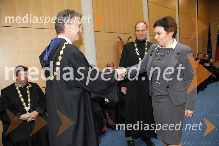 Prof. dr. Danijel Rebolj, rektor Univerze v Mariboru; dr. Silva Grobelnik Mlakar, Fakulteta za kmetijstvo in biosistemske vede UMUniverza v Mariboru, promocija doktorjev znanosti, marec 2013