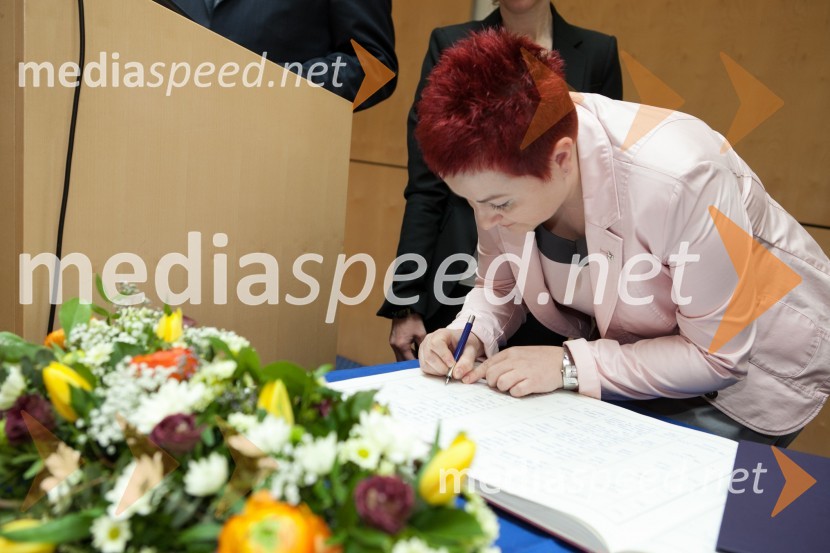 Dr. Ivanka Huber, Filozofska fakulteta UMUniverza v Mariboru, promocija doktorjev znanosti, marec 2013