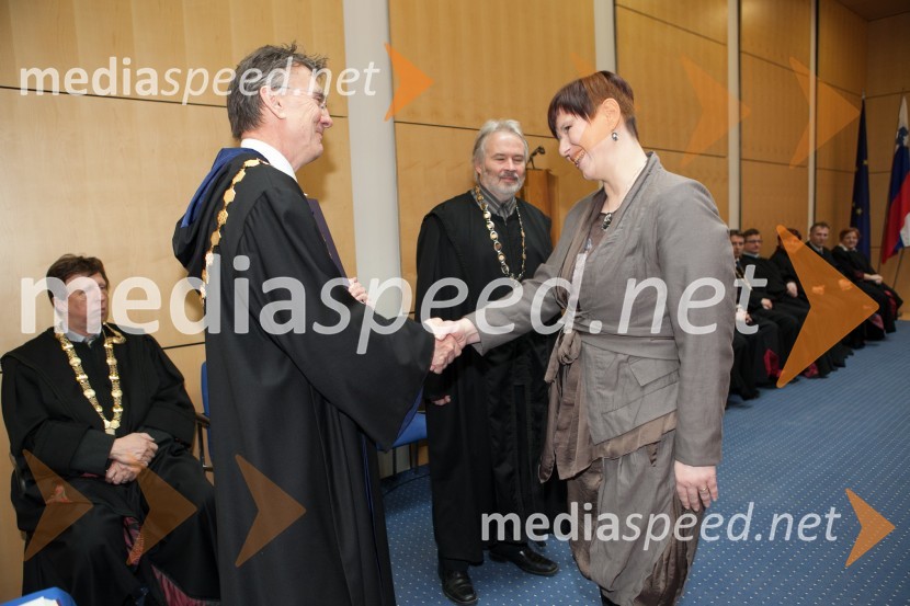 Prof. dr. Danijel Rebolj, rektor Univerze v Mariboru; dr. Simona Šarotar Žižek, Ekonomsko-poslovna fakulteta UMUniverza v Mariboru, promocija doktorjev znanosti, marec 2013