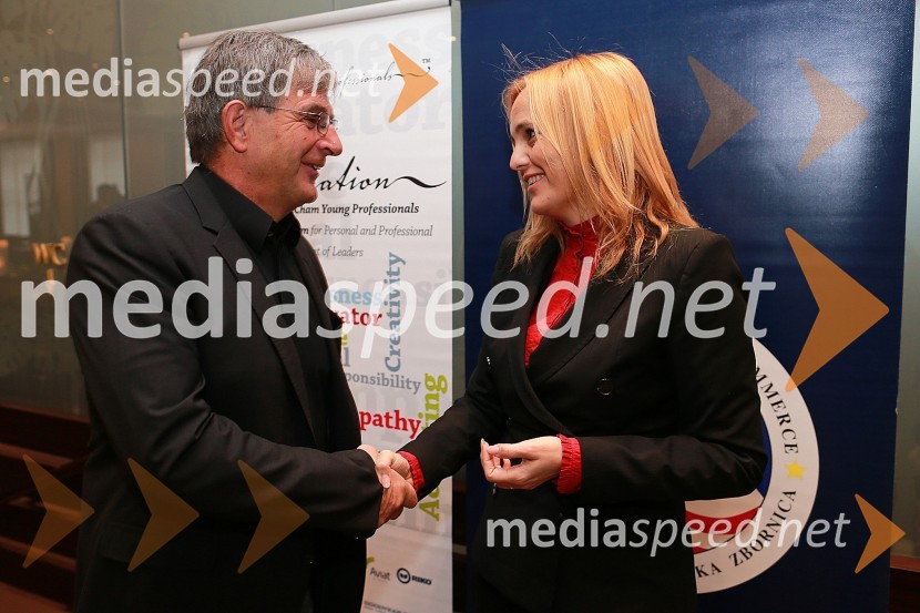 Dr. Japec Jakopin, solastnik Seaway Group; mag. Ajša Vodnik, izvršna direktorica Ameriške gospodarske zbornice (AmCham)Amcham, poslovni zajtrk z naslovom: Intelektualna kreacija in inovacija je lahko prihodnost za Slovenijo