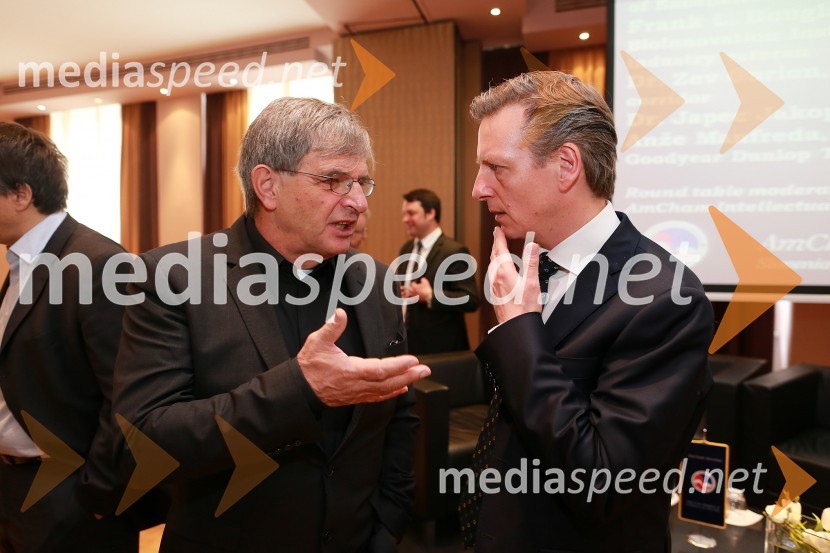 Dr. Japec Jakopin, soustanovitelj in solastnik Seaway Group;&nbsp;Mark Ypinga, director Merck Sharp & Dohme SloveniaAmcham, poslovni zajtrk z naslovom: Intelektualna kreacija in inovacija je lahko prihodnost za Slovenijo
