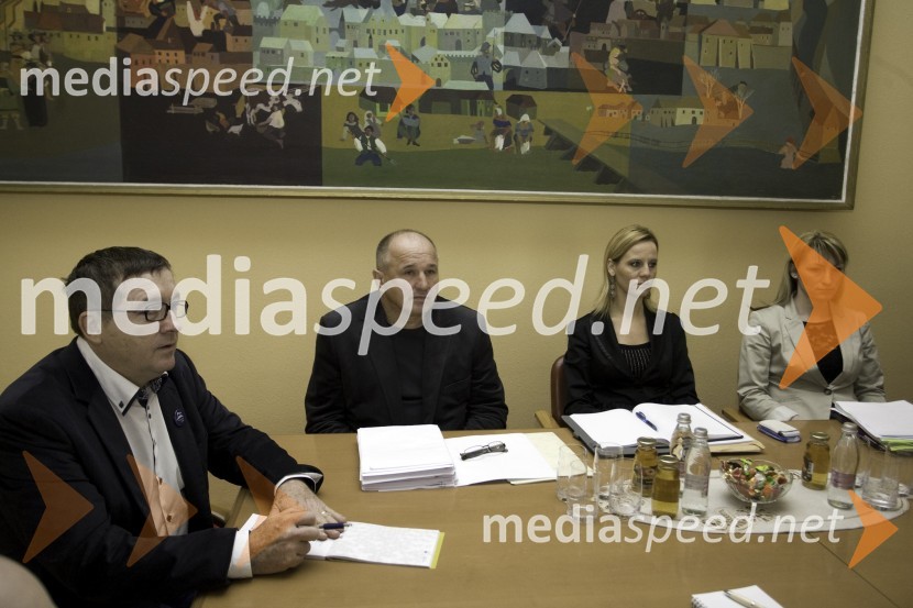 Primopredaja poslov Andreju Fištravcu, županu MOM