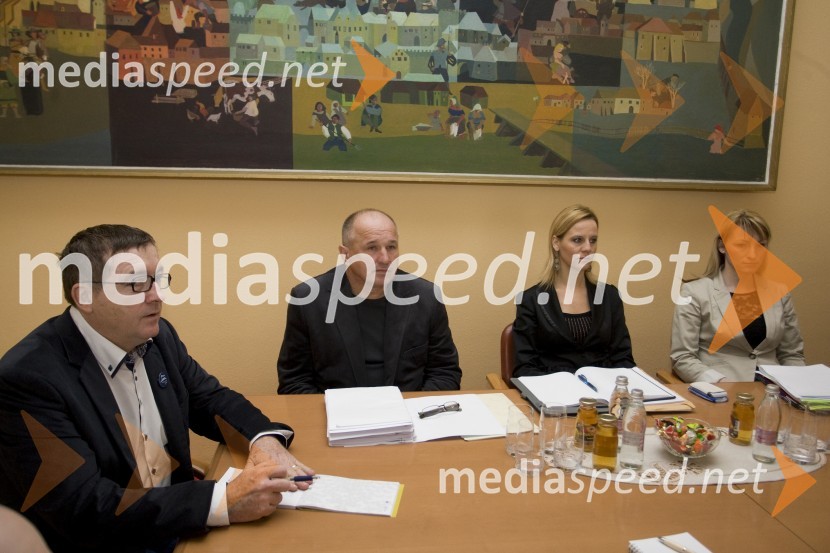 Primopredaja poslov Andreju Fištravcu, županu MOM