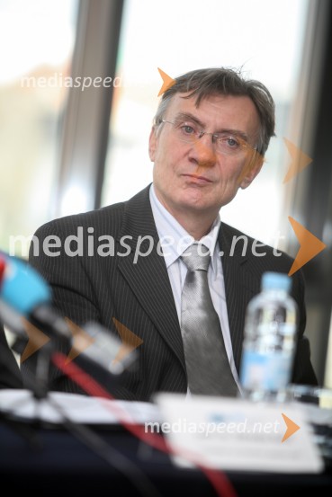Prof. dr. Danijel Rebolj, rektor Univerze v MariboruMedicinska fakulteta UM, novinarska konferenca o poteku novogradnje