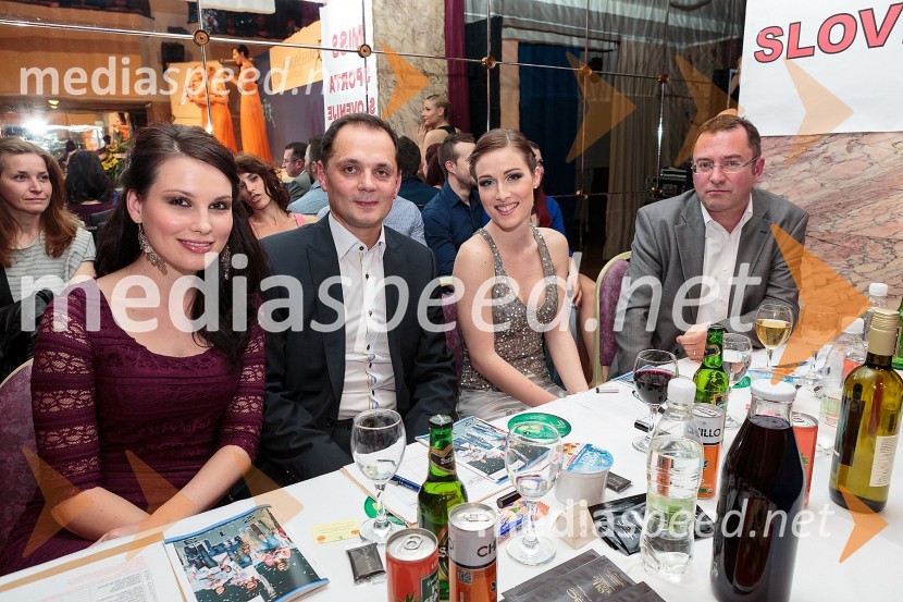Sandra Adam, manekenka; Tomaž Lozar, direktor podjetja Avto Select; Urša Klavs, Miss športa 2012;&nbsp;Grega Ermenc, izvršni direktor v marketingu Ljubljanske mlekarne d.d.Miss Športa Slovenije 2013, finale