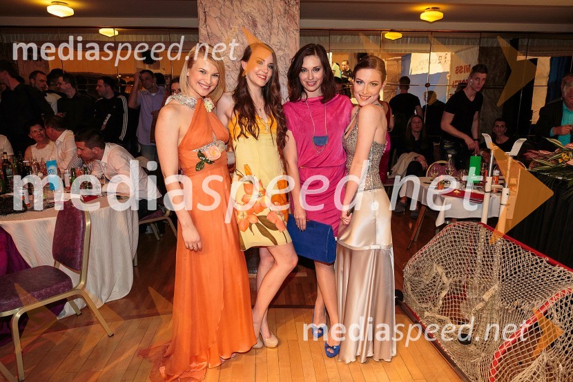 Natalija Waldhuber, Miss športa 2007 in voditeljica prireditve; Živa Viktorija Turk, Miss Športa 2011;&nbsp;Lea Perovšek, Miss športa 2010;&nbsp;Urša Klavs, Miss športa 2012Miss Športa Slovenije 2013, finale