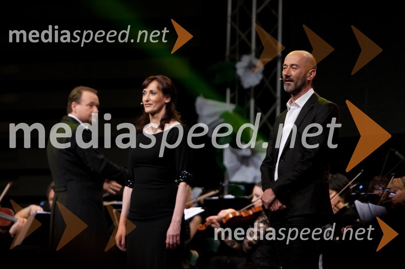 Saša Pavček, igralka; Boris Ostan, igralecPoklon Lojzetu Slaku in njegovi glasbi