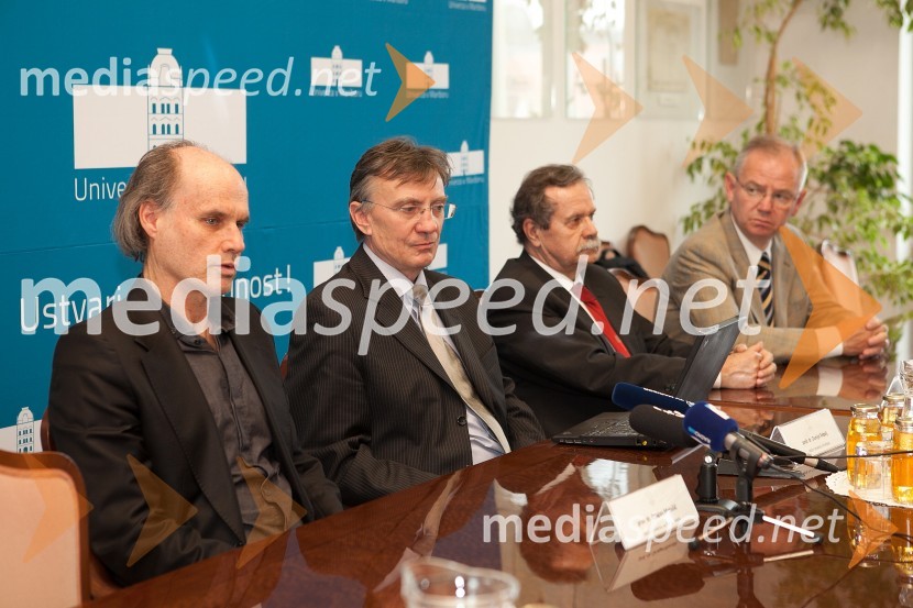 Prof. dr. Dragan Marušič, rektor Univerze na Primorskem; prof. dr. Danijel Rebolj, rektor Univerze v Mariboru; prof. dr. Radovan Stanislav Pejovnik, rektor Univerze v Ljubljani; prof. dr. Danilo Zavrtanik, rektor Univerze v Novi Gorici7. seja Rektorske konference RS