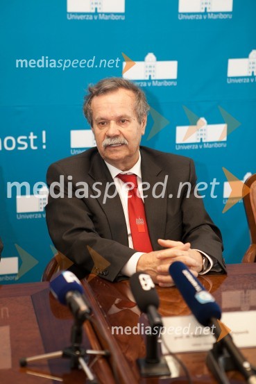 Prof. dr. Radovan Stanislav Pejovnik, rektor Univerze v Ljubljani7. seja Rektorske konference RS