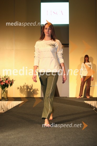 Polona Baš, Miss Universe 2003Modna revija Lisca
