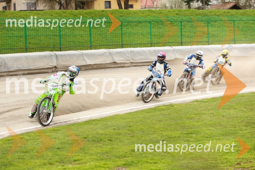 Maks Gregorič (AMTK Ljubljana); Zdenek Simota (Češka); Michael Hadek (Češka); Matic Voldrih (AMTK Ljubljana)Speedway, druga dirka parov v Ljubljani