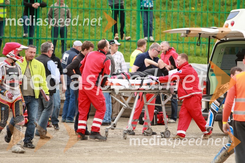Ponesrečeni Samo Kukovica (AMD Krško)&nbsp;Speedway, druga dirka parov v Ljubljani
