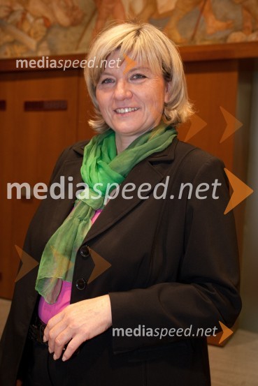 Alenka Pavlič, poslankaSeja Državnega zbora RS