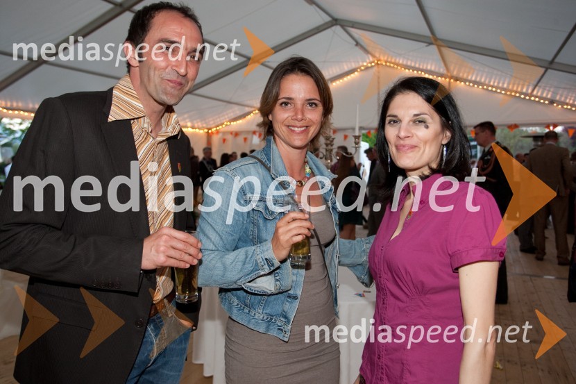 Vito Rožej, igralec, politik; Duka Overmans, Sandra PeršakSprejem nizozemskega veleposlaništva ob rojstnem dnevu kraljice Beatrix