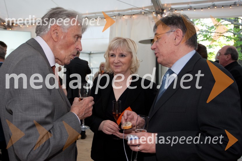 Demeter Bitenc, igralec; Metoda Hrovat Pirnat; Rajko Pirnat, dekan Pravne fakultete v LjubljaniSprejem nizozemskega veleposlaništva ob rojstnem dnevu kraljice Beatrix