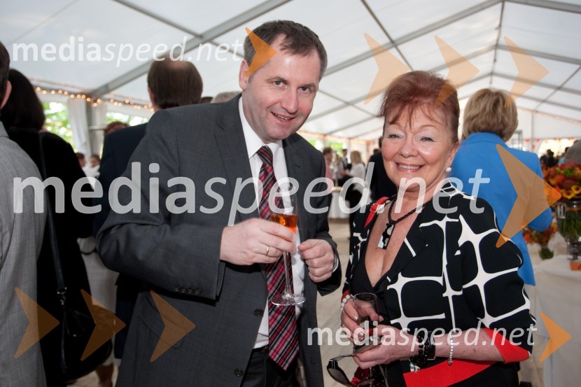 Günter Salzmann, namestnik veleposlanika Republike Avstrije; Tjaša Andree Prosend, pravnica, nekdanja drsalkaSprejem nizozemskega veleposlaništva ob rojstnem dnevu kraljice Beatrix