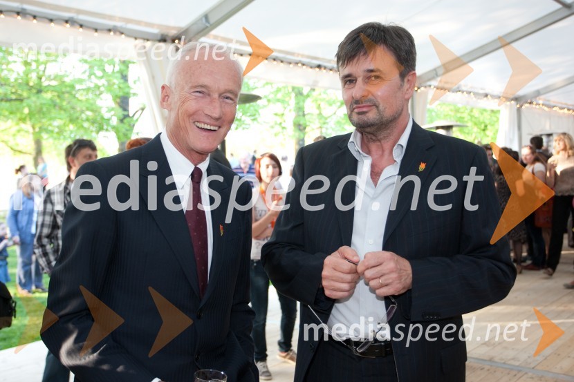 Janez Pergar;  Janoš Kern, direktor Imago SloveniaeSprejem nizozemskega veleposlaništva ob rojstnem dnevu kraljice Beatrix