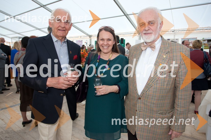 Milan Popovac, zadnji jugoslovanski ambasador v Italiji; Nina Irt, AmCham; MItja Meršol, nekdanji urednik DelaSprejem nizozemskega veleposlaništva ob rojstnem dnevu kraljice Beatrix