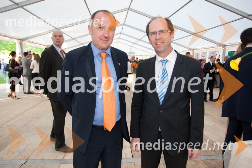 Brane Krajnik, The Slovenia Times; dr. Dušan Mramor, dekan Ekonomske fakultete Sprejem nizozemskega veleposlaništva ob rojstnem dnevu kraljice Beatrix