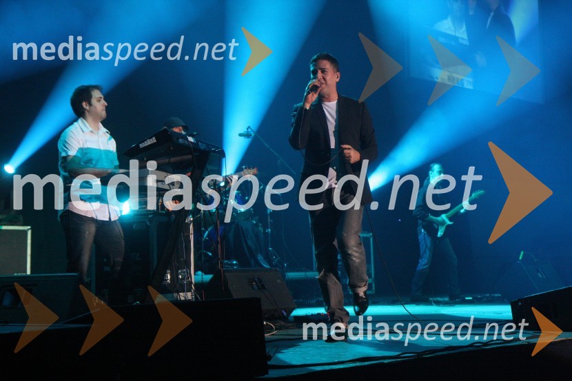 Željko Joksimović, pevecŽeljko Joksimović, koncert v dvorani Tabor