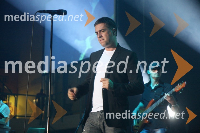 Željko Joksimović, pevecŽeljko Joksimović, koncert v dvorani Tabor