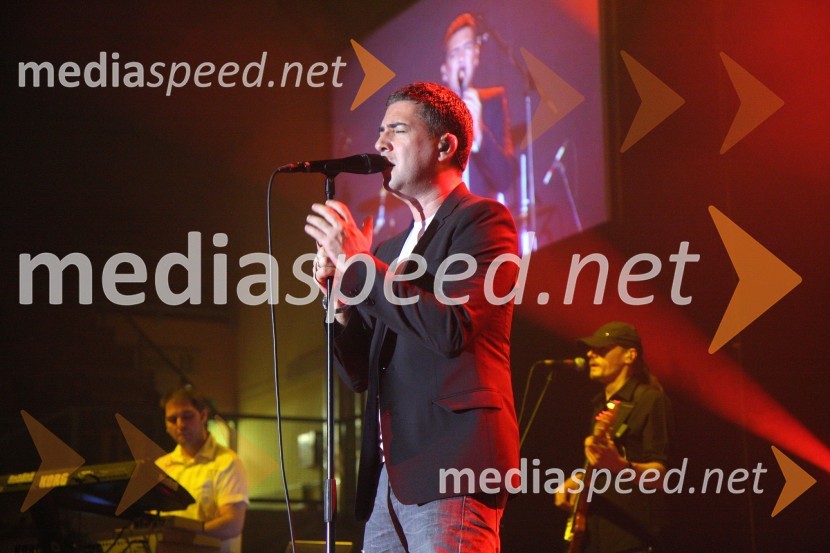 Željko Joksimović, pevecŽeljko Joksimović, koncert v dvorani Tabor