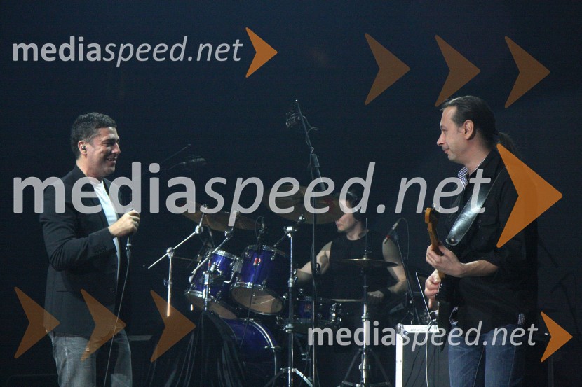 Željko Joksimović, pevecŽeljko Joksimović, koncert v dvorani Tabor