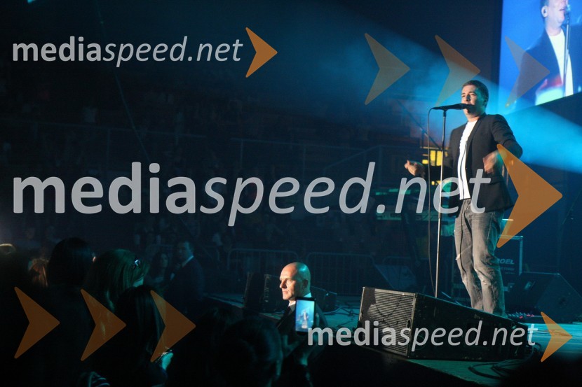 Željko Joksimović, pevecŽeljko Joksimović, koncert v dvorani Tabor