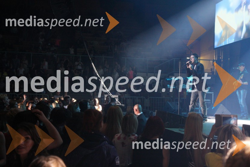 Željko Joksimović, pevecŽeljko Joksimović, koncert v dvorani Tabor