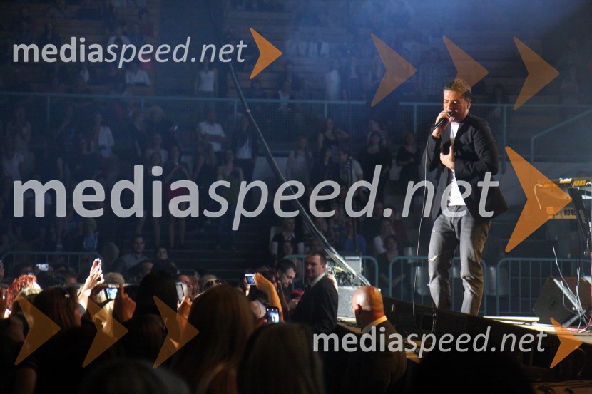 Željko Joksimović, pevecŽeljko Joksimović, koncert v dvorani Tabor