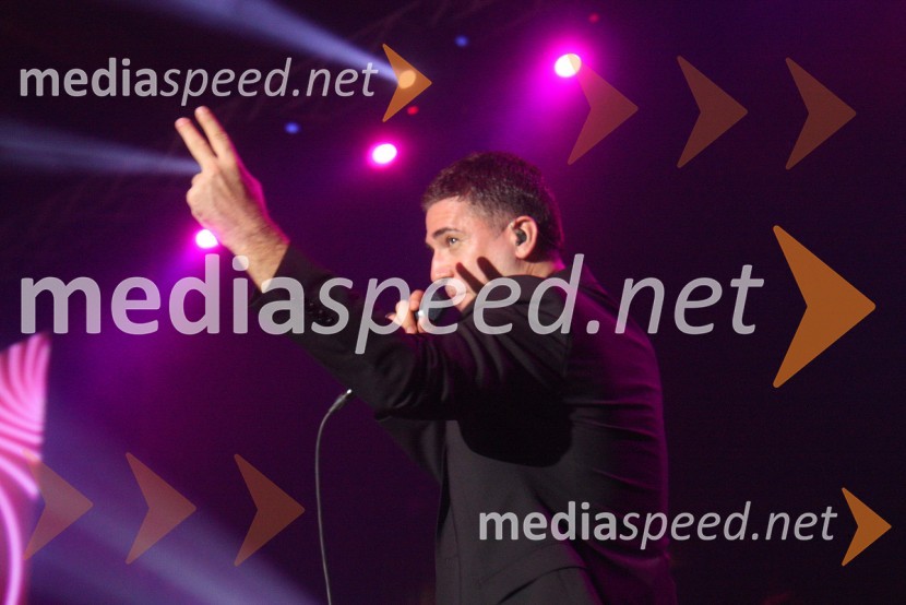 Željko Joksimović, pevecŽeljko Joksimović, koncert v dvorani Tabor