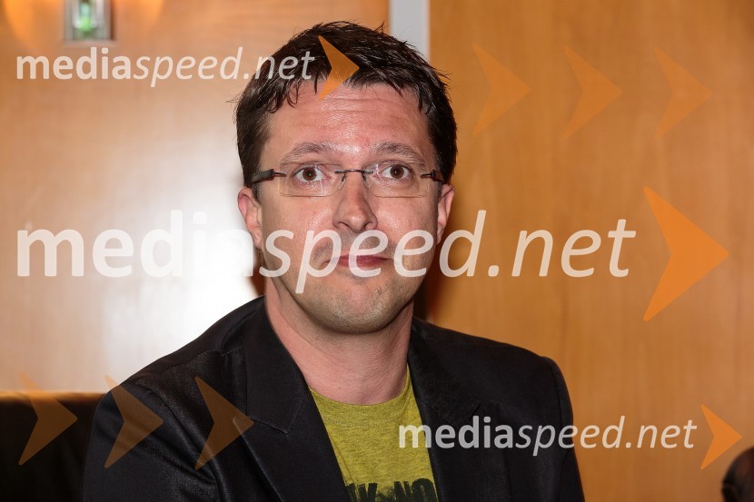 Andrej Hofer, RTVHannah Mancinni odpotovala na Evrovizijo