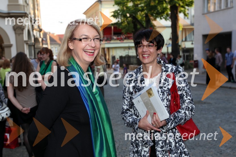 Mirjana 
Koren, direktorica Pokrajinskega muzeja Maribor; mag. Tanja Roženbergar Šega, direktorica Muzeja novejše zgodovine CeljePokrajinski muzej Maribor, otvoritev Meseca mode v muzeju