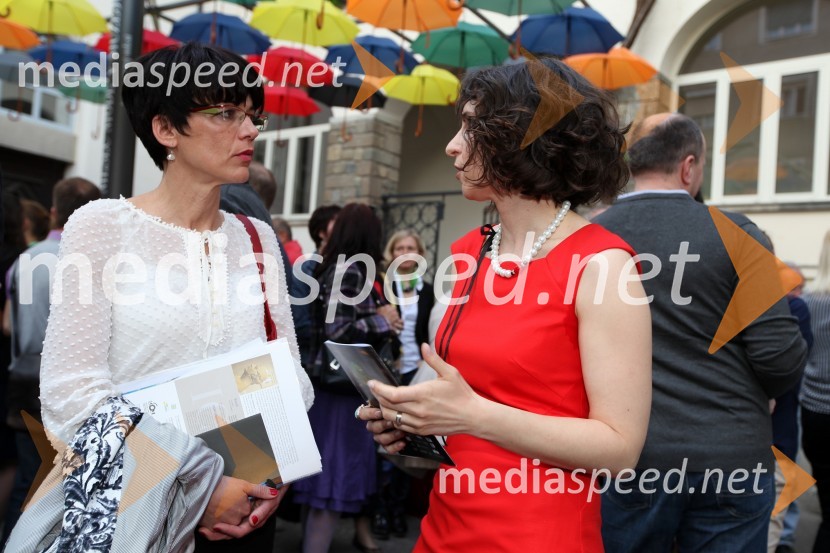 Mag. Tanja Roženbergar Šega, direktorica Muzeja novejše zgodovine Celje; Maja Hren Brvar, kustodinja Pokrajinskega muzeja MariborPokrajinski muzej Maribor, otvoritev Meseca mode v muzeju