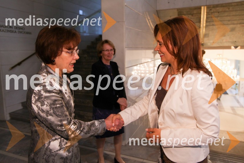 Majda Potrata, poslanka;&nbsp;dr. Suzana Žilič Fišer, generalna direktorica Zavoda Maribor 2012 - EPKJohn Gabriel Borkman, premiera predstave SNG Maribor