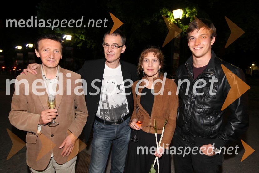 Vili Ravnjak, umetniški direktor Drame SNG Maribor; Igor Samobor, igralec; soproga Barbara Hieng Samobor, direktorica MGL; ...John Gabriel Borkman, premiera predstave SNG Maribor