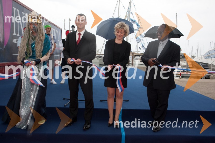 Neptun; Samo Omerzel, minister za infrastrukturo in prostor; Tina Komel, ministrica za Slovence v zamejstvu in po svetu; Peter Bossman, župan občine PiranInternautica 2013, otvoritev