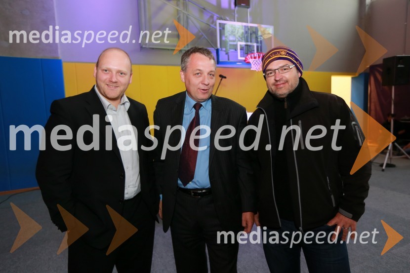Janez Tomažič, poslovni direktor KK Maribor Messer; Mitja Hlastec, direktor Združenja prvoligašev Slovenije; Mitja Blagajac, vodja marketinga, VečerPoslovni klub NK Maribor in VIP ob naslovu prvakov